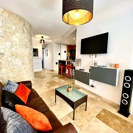 Bella Noche By D&o קרקסון